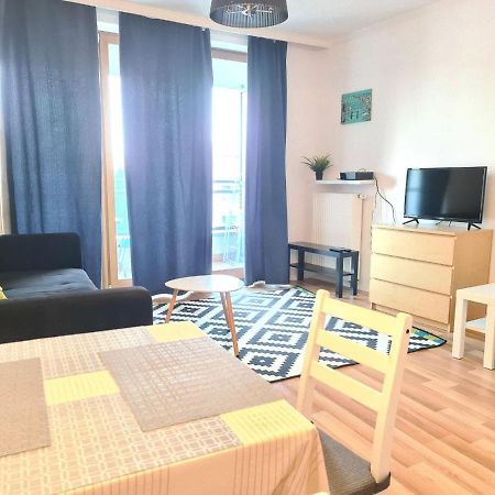 Dworska Studio Apartment Краков Экстерьер фото