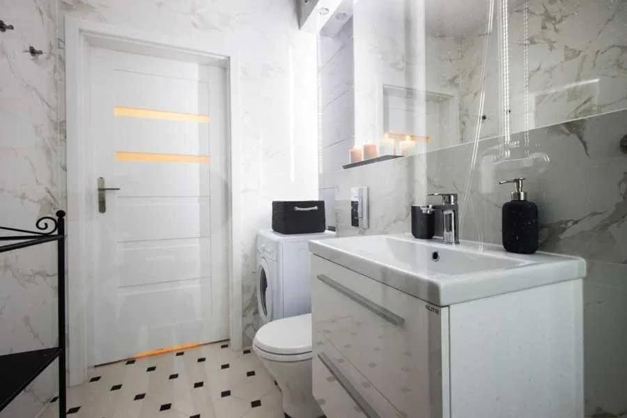 Dworska Studio Apartment Краков Экстерьер фото