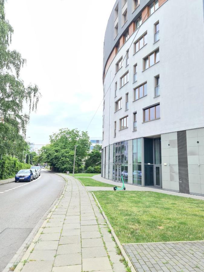 Dworska Studio Apartment Краков Экстерьер фото