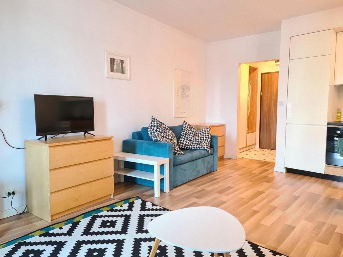 Dworska Studio Apartment Краков Экстерьер фото
